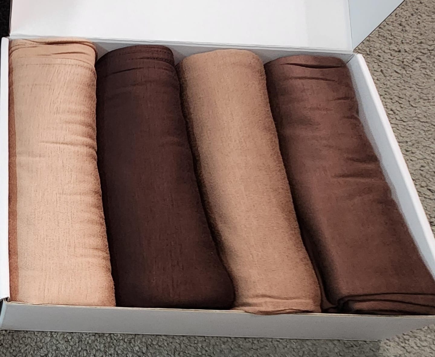 Customer photo review of Nude Jersey Hijab Box