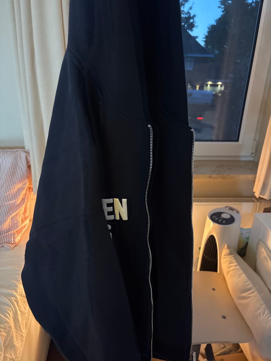 Customer photo review of GATED COMMUNITY ZIP HOODIE NAVY