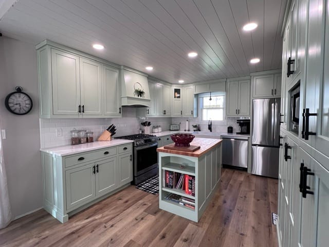 Customer photo review of Cree - Rigid Core Floor (9" x 48")