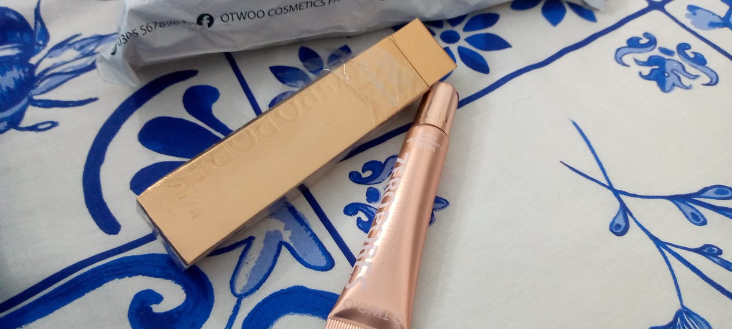 Customer photo review of O.TWO.O SKIN SECRET ZERO PORES PRIMER