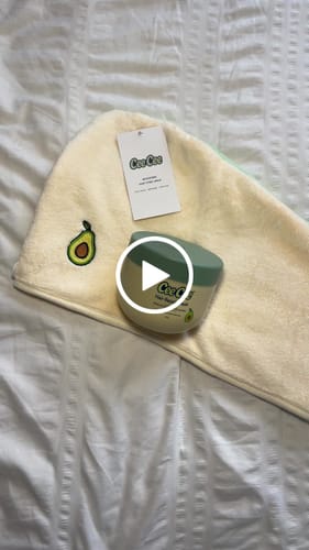 Customer video review of Cee Cee® Microfibre Hair Towel