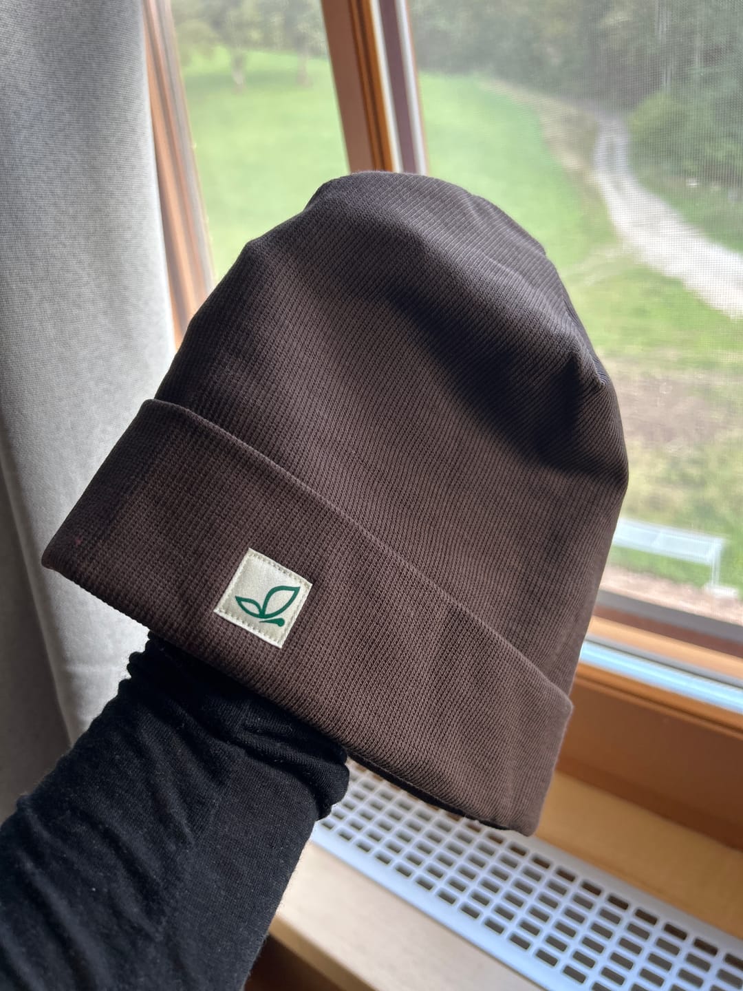 Customer photo review of Emmy Beanie - Kakao