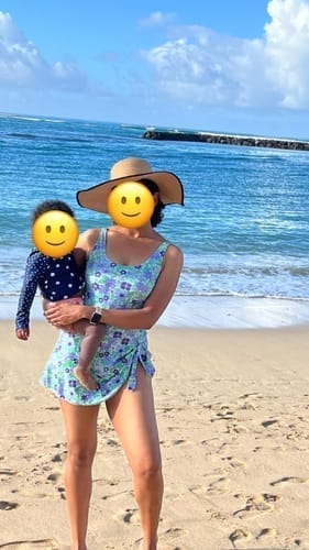 Customer photo review of Emoswim - Badekleid Badeanzüge für Damen Bauchweg Badekleider Rock Bademode