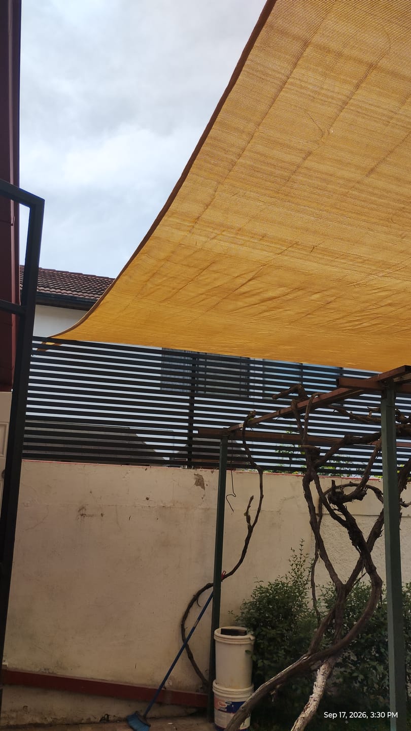 Customer photo review of Toldo de Lona Cuadrada Vela para Sombra Parasol Rectangular Permeable