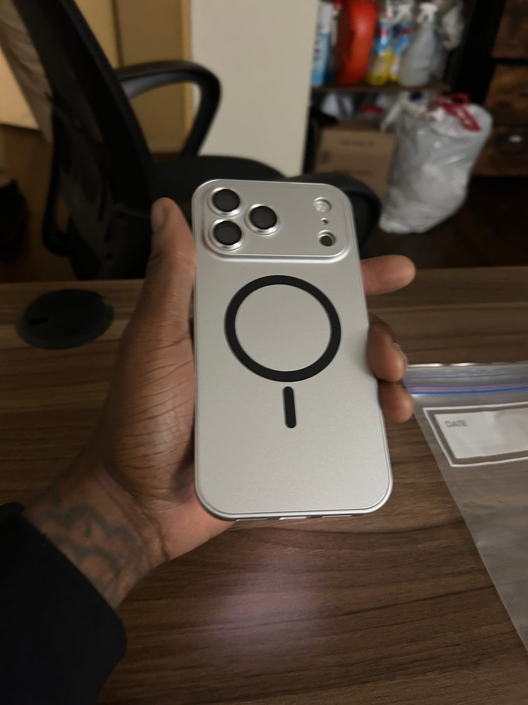 Customer photo review of Funda MagCase Metal TRAZEN para iPhone