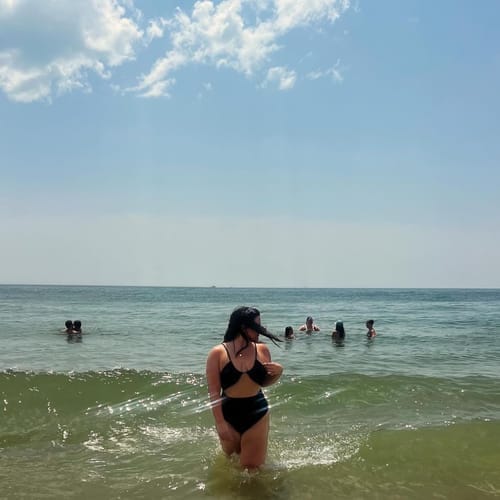 Customer photo review of Emoswim - Damen Badeanzug Cut-Out Bademode