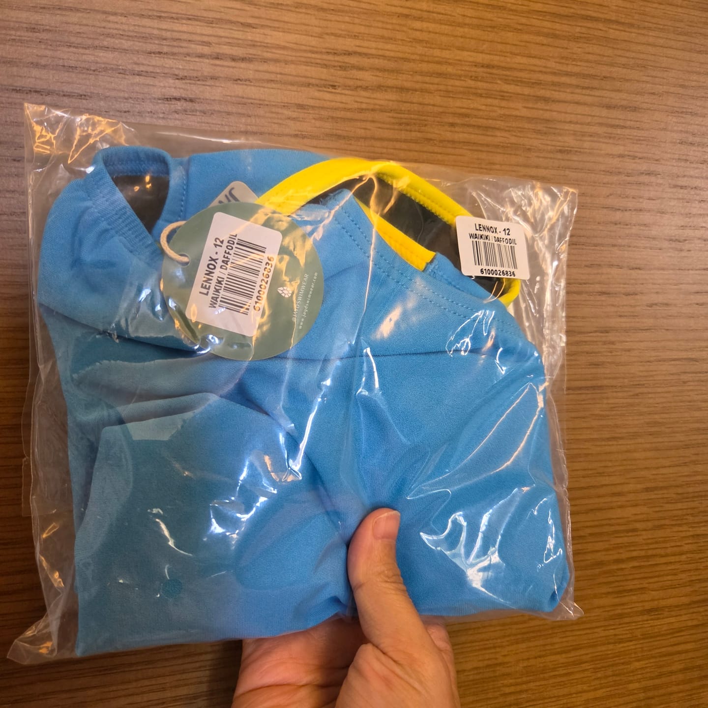 Customer photo review of LENNOX ONE PIECE - Waikiki|Daffodil
