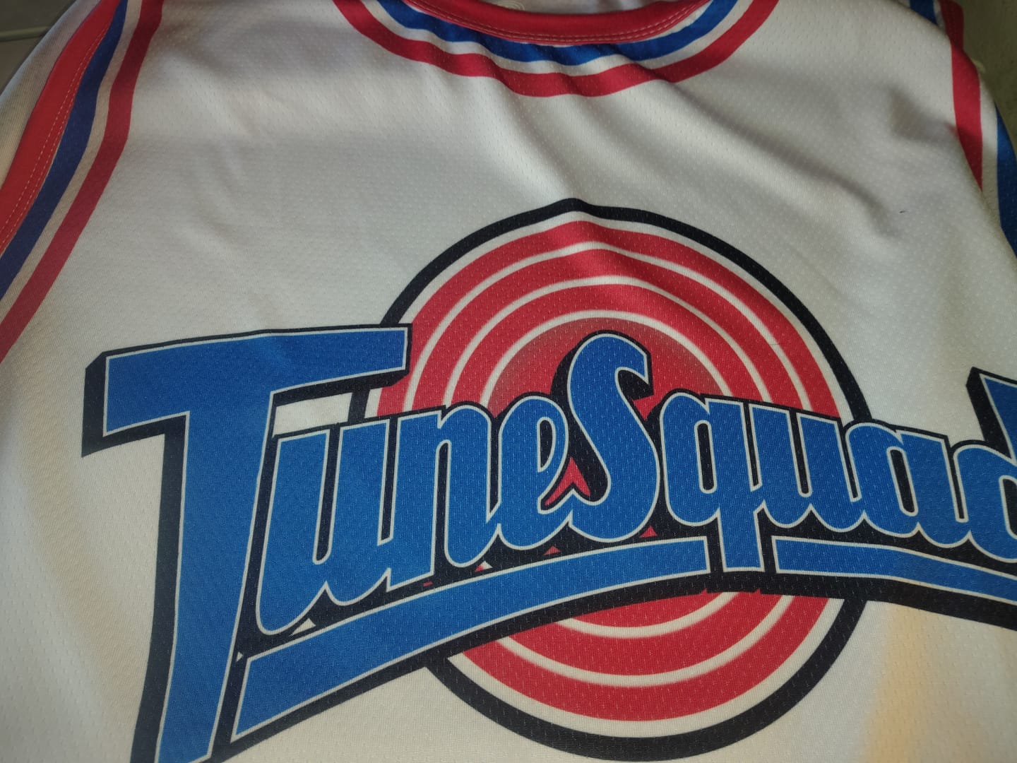 Customer photo review of Playera Sin Mangas Space Jam