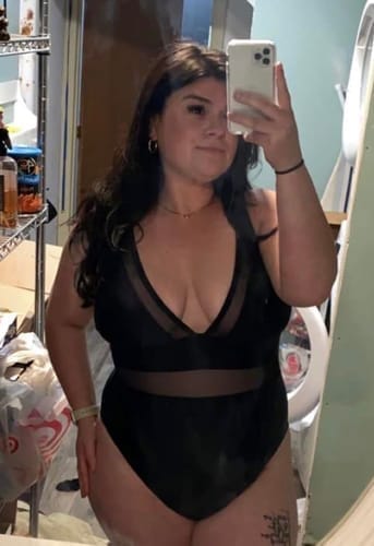 Customer photo review of Emoswim - Damen Große Größen Badeanzug V-Ausschnitt Transparentes Mesh Bauchweg Bademode