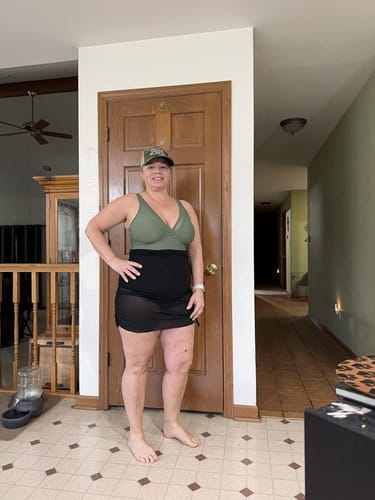 Customer photo review of Emoswim - Damen Badekleid Bauchweg Badeanzüge Schlankmachendes Transparentes Mesh Sarong-Wickelrock Bademode