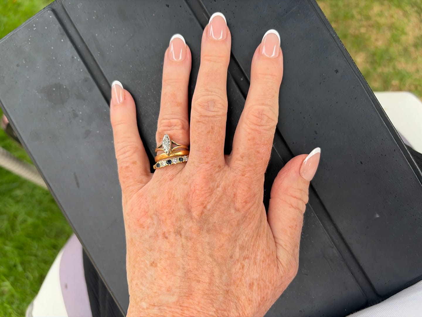 Customer photo review of Parisian Oval