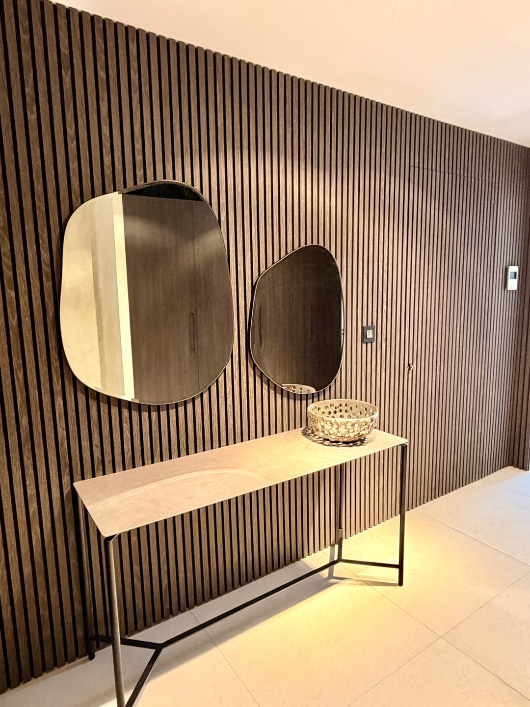 Customer photo review of Flint Mirror | Multiple Sizes