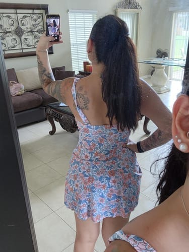 Customer photo review of Emoswim - Badekleid Badeanzüge für Damen Bauchweg Badekleider Rock Bademode