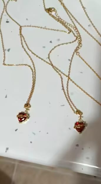 Customer photo review of Collar Catolico