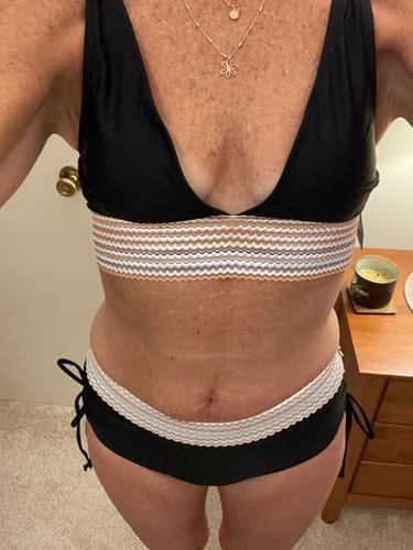 Customer photo review of Emoswim - High Waist Bauchweg Colorblock Bikini-Sets