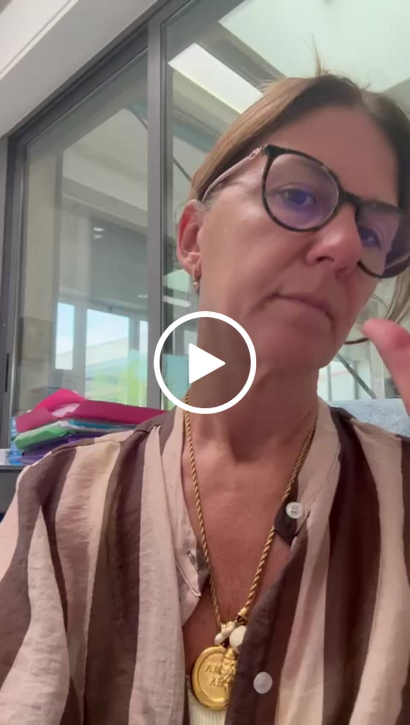 Customer video review of Ciondolo "Cuore Leggero"