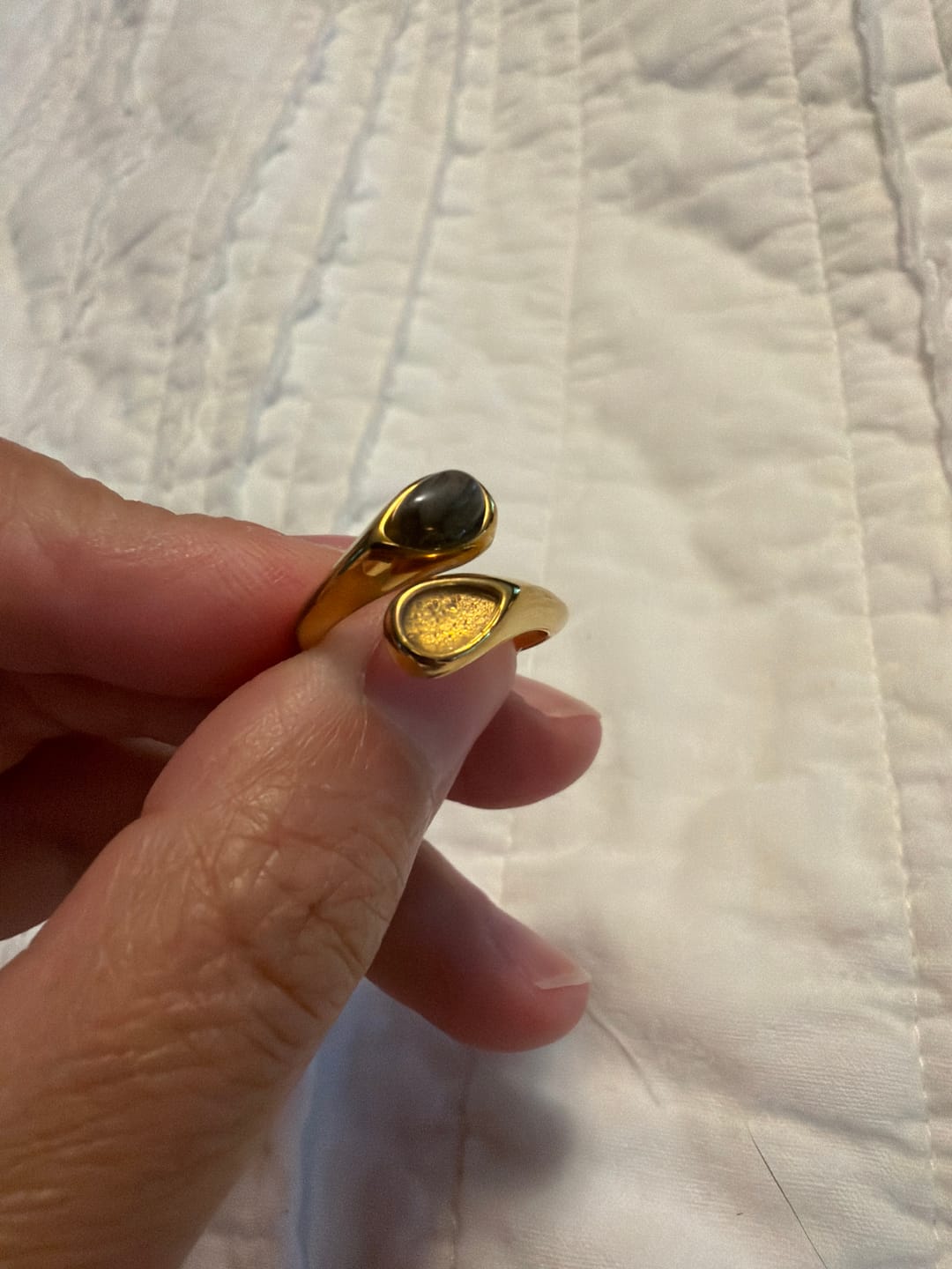Customer photo review of Tiger Eye Stone Wrap Ring