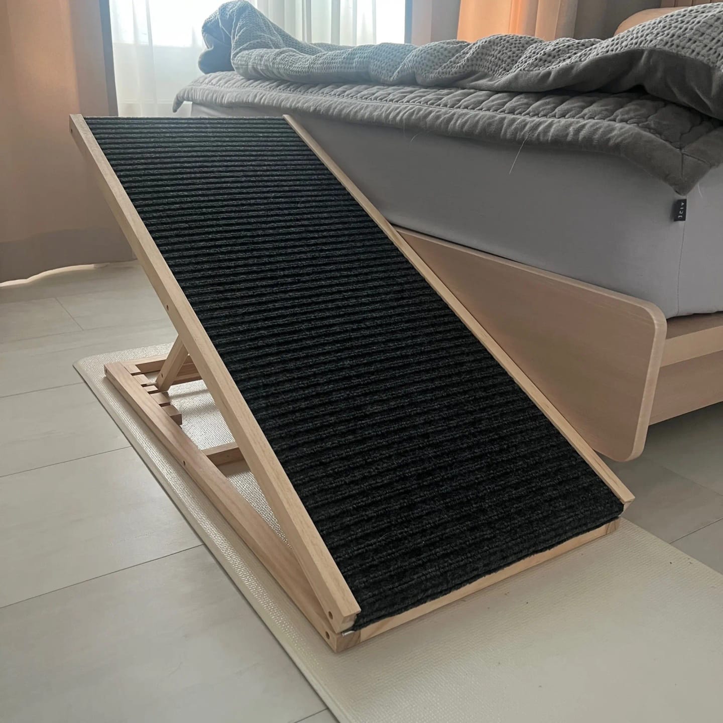 Customer photo review of Gelenkschonende Hunderampe