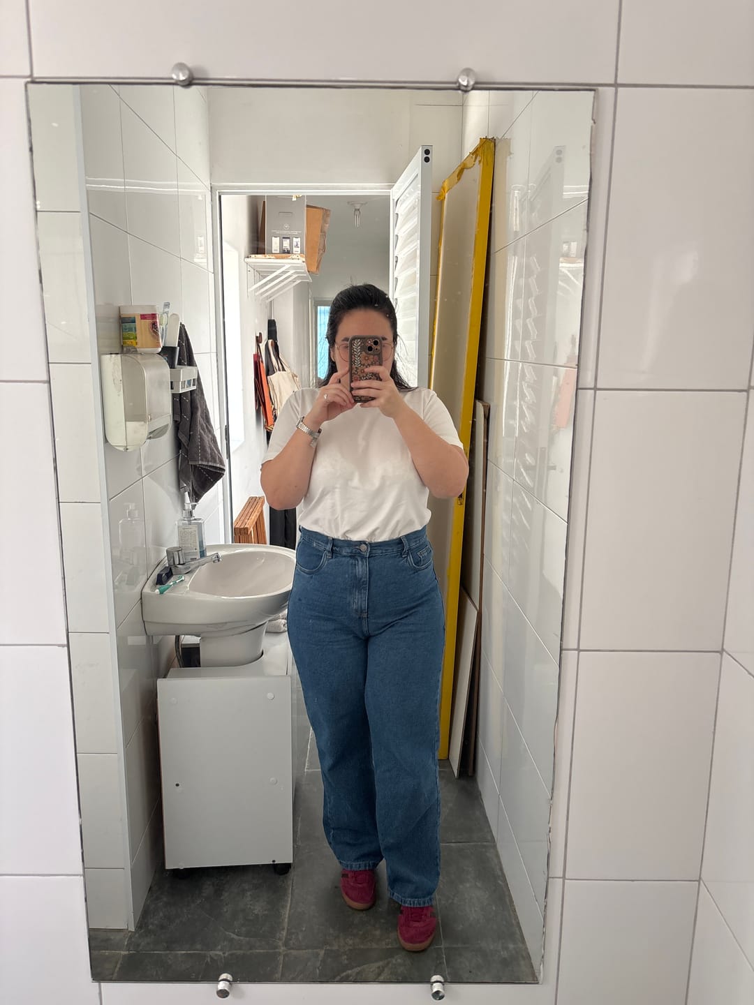 Customer photo review of Calça Jeans Reta Araçá Azul Médio
