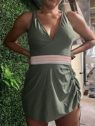 Customer photo review of Emoswim - Damen Badekleid Bauchweg Badeanzüge Schlankmachend Colorblock Kordelzug Bademode