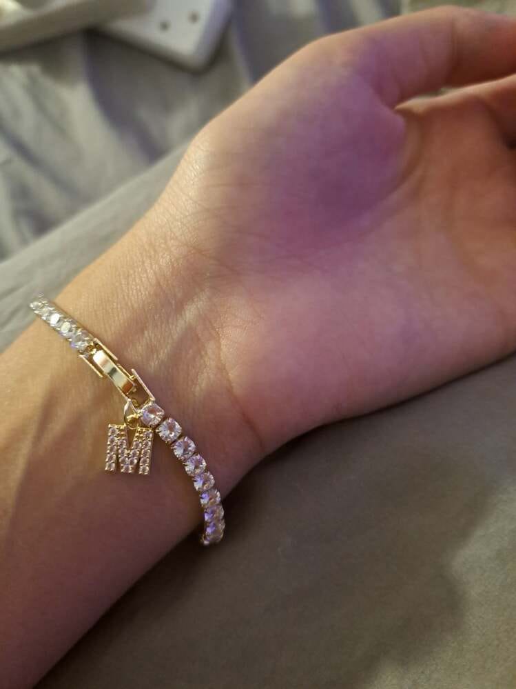 Customer photo review of Pulsera Tennis de Inicial Personalizada