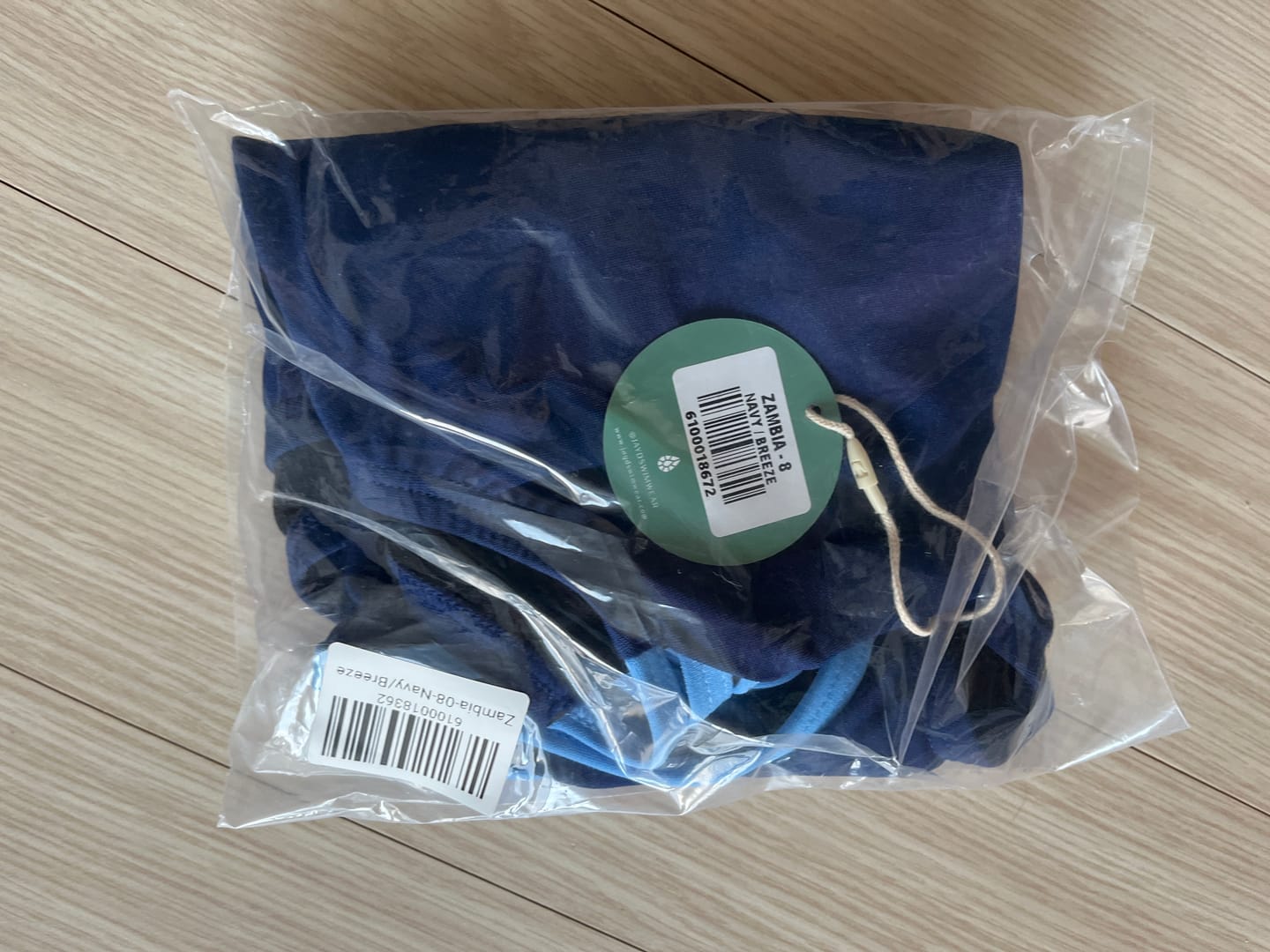 Customer photo review of ZAMBIA ONE PIECE - Navy|Breeze