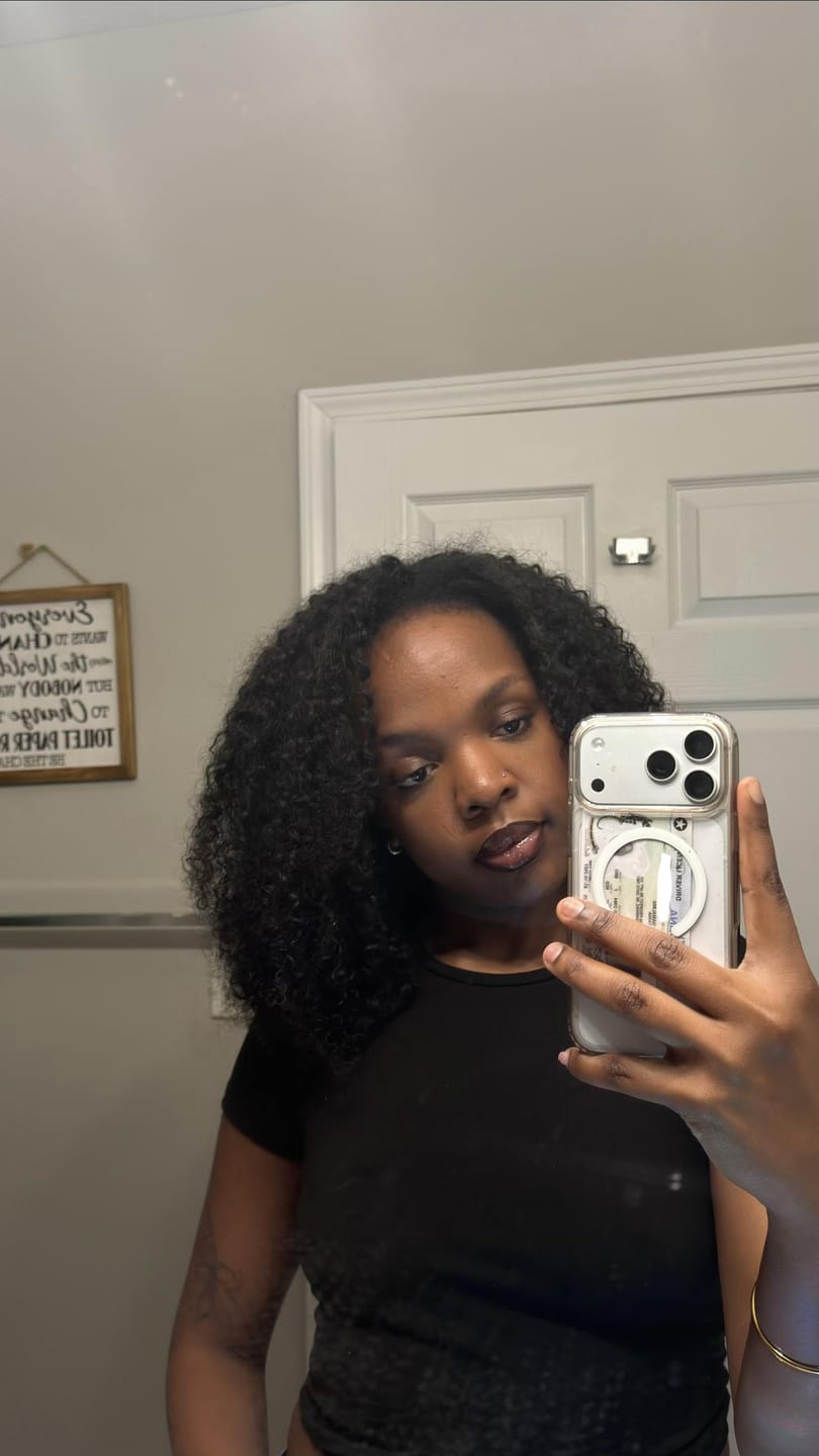 Customer photo review of Wavymy Afro Curly 7x5 Lace Closure Wig Pre-bleached Layered Cut Wear & Go Glueless Wigs Dome Cap 180% Density