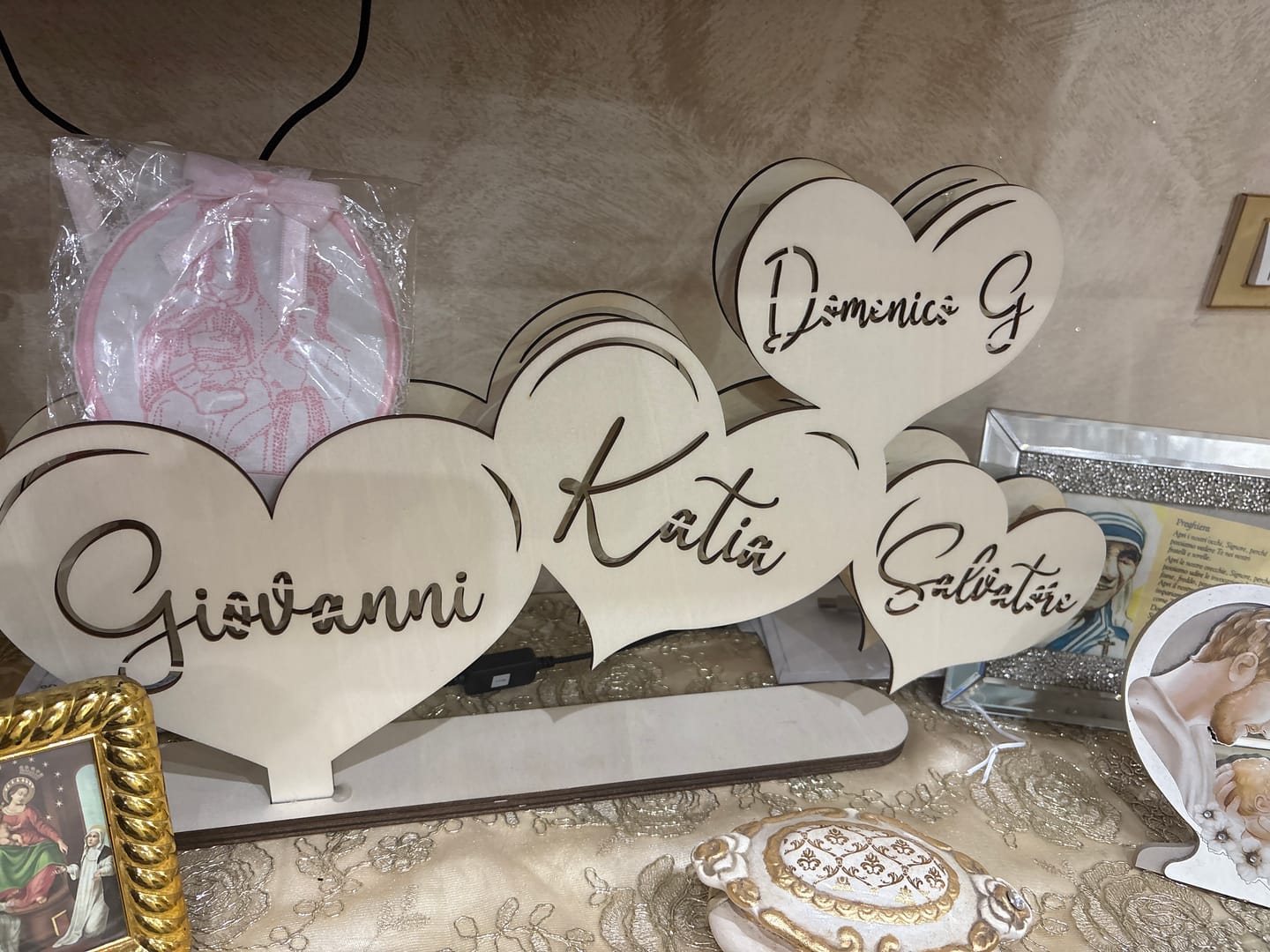 Customer photo review of Lampada Cuori Personalizzata Con Nomi Famiglia o Coppia