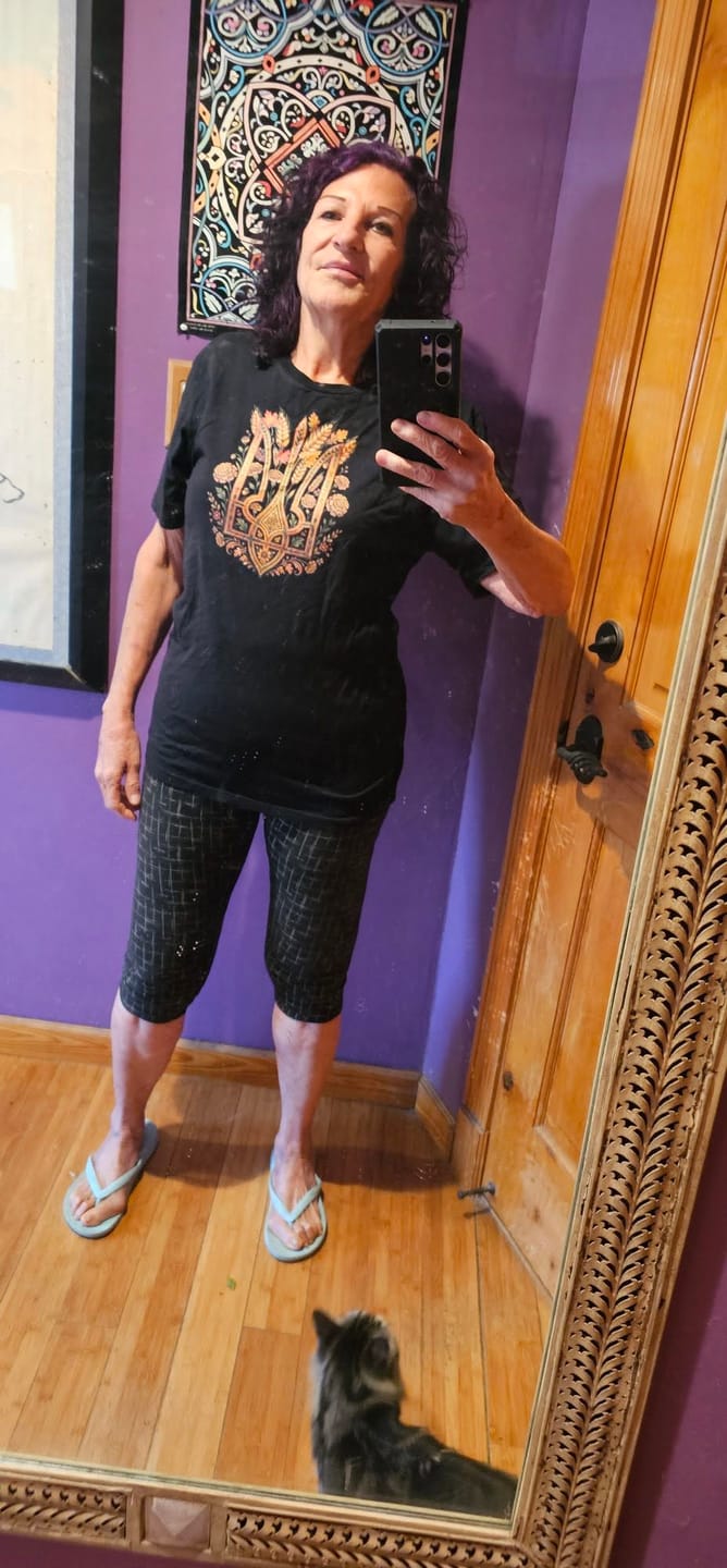 Customer photo review of Autumn Tryzub T-Shirt