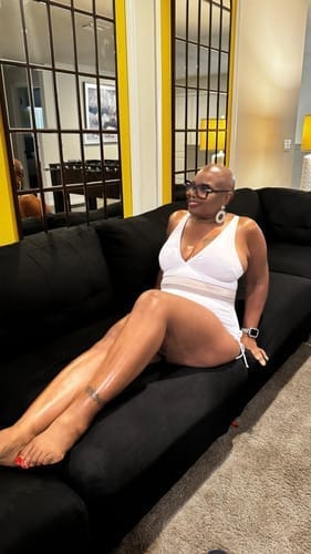 Customer photo review of Emoswim - Damen Bauchweg Badeanzüge Einteiler Schlankmachende Bedeckende Bademode Colorblock Kordelzug Badeanzüge