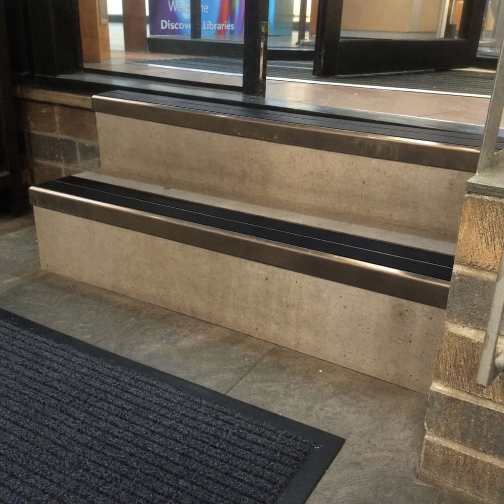 Customer photo review of Black, Bronze & Mirror Aluminium Stair Nosing 93x38mm Square Edge, Twin Anti-Slip Inserts