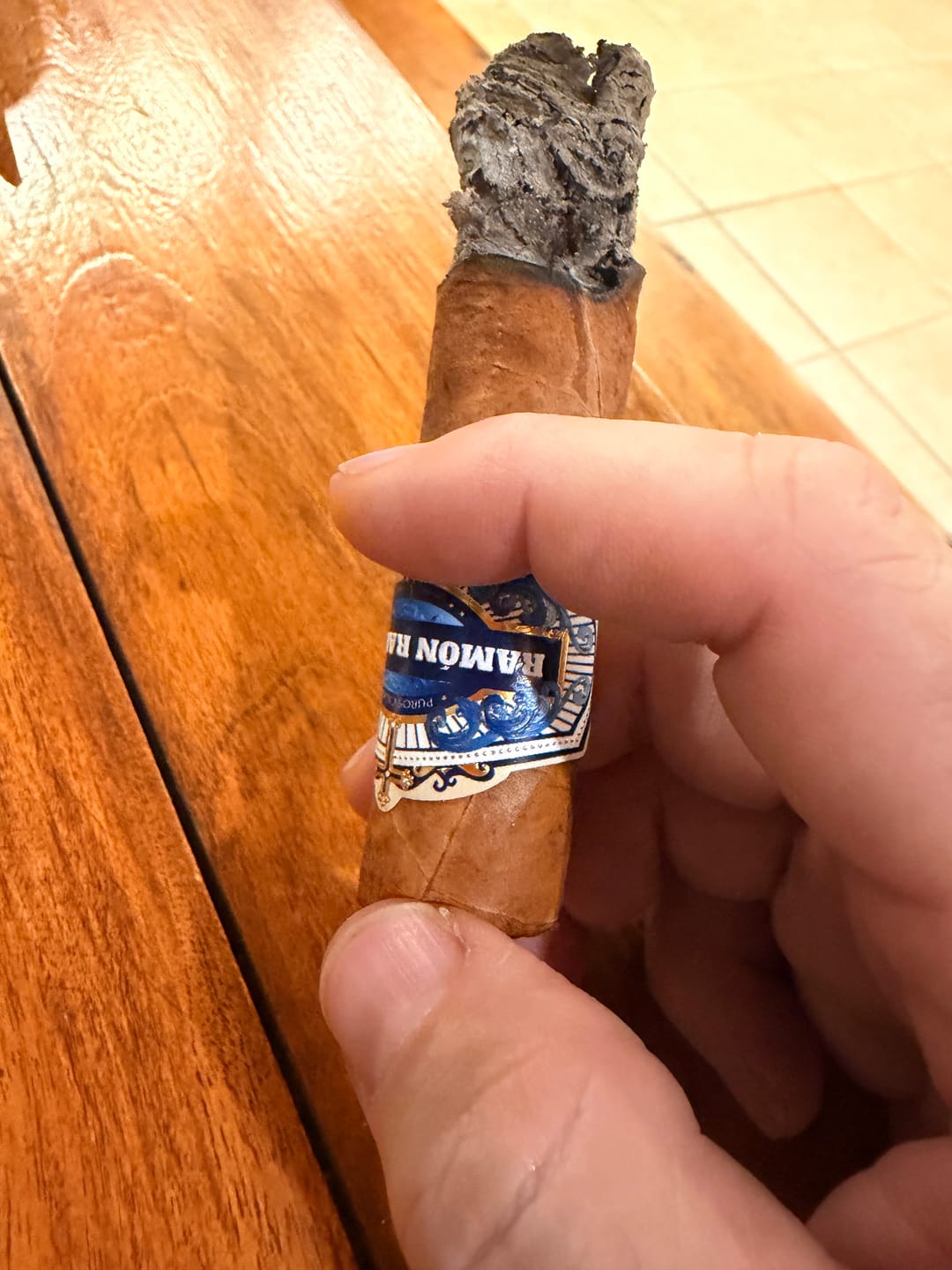 Customer photo review of Súper Robusto - Caja de 10 Unidades (NUEVO EDICION LIMITADA)