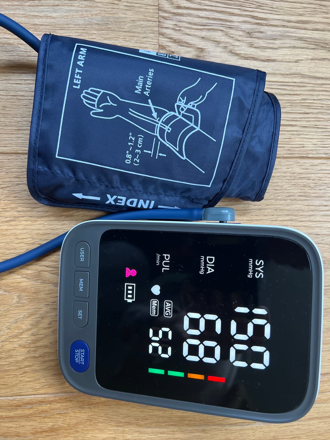 Customer photo review of Blutdruckmessgerät V8 Ultra – Next-Gen Präzisionssensor für klinisch genaue Messungen