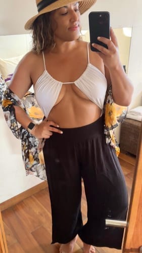 Customer photo review of Emoswim - Damen Badeanzug Cut-Out Bademode