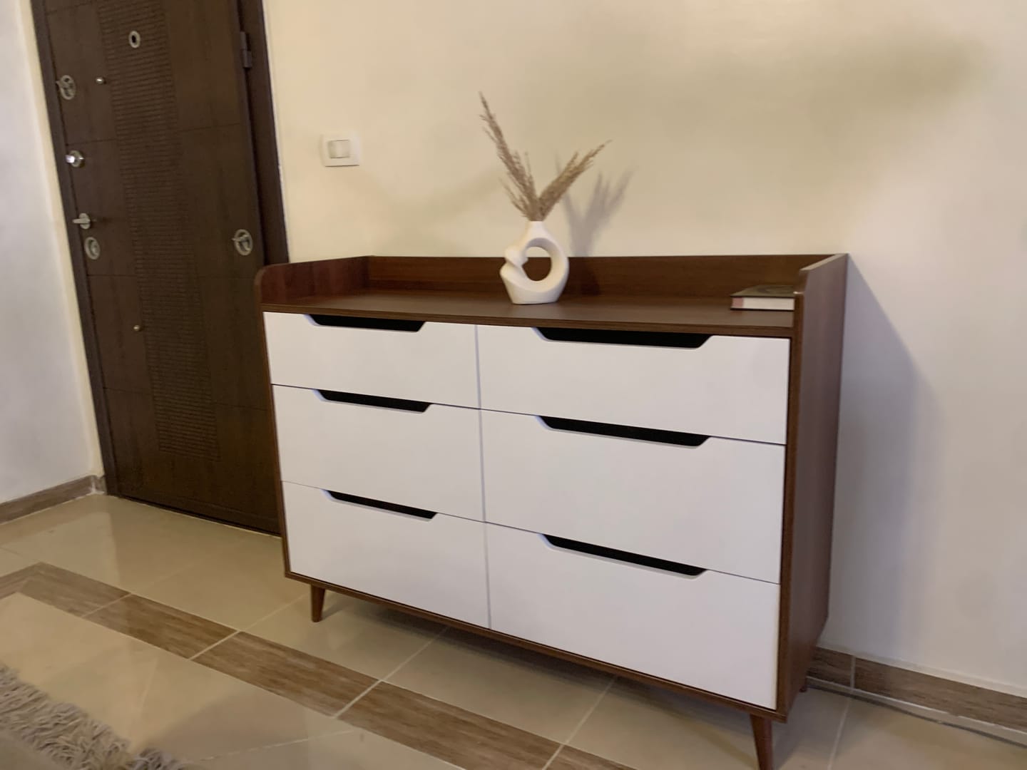 Customer photo review of Shoe cabinet with beech legs and six shelves