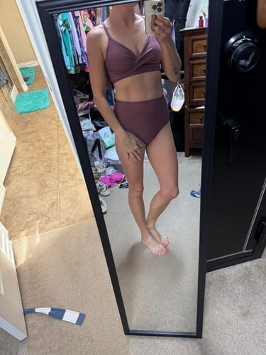 Customer photo review of Emoswim - V-Ausschnitt High Waist Bikini