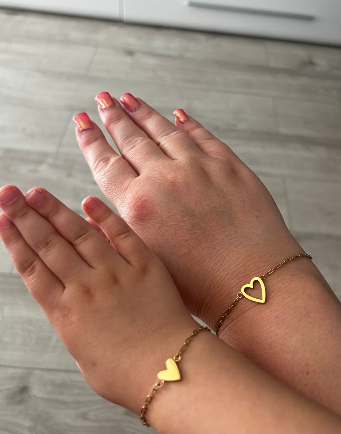 Customer photo review of Mutter-Tochter Herzarmbänder