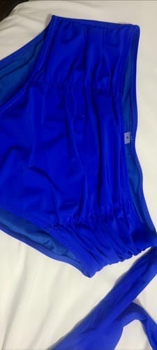 Customer photo review of Emoswim - Bauchweg Bademode Bedeckende High Waist Bikini-Sets