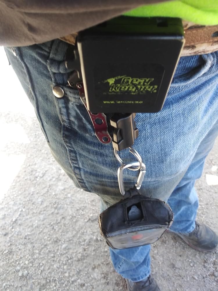 Customer photo review of Key Retractor, High Force 15-21 keys, Rotating Belt Clip