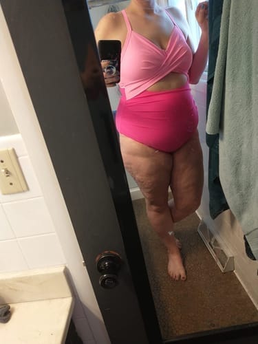 Customer photo review of Emoswim - Damen Badeanzüge Bauchweg Cut-Out High Waist Bademode Wickeloptik Rückenbindung
