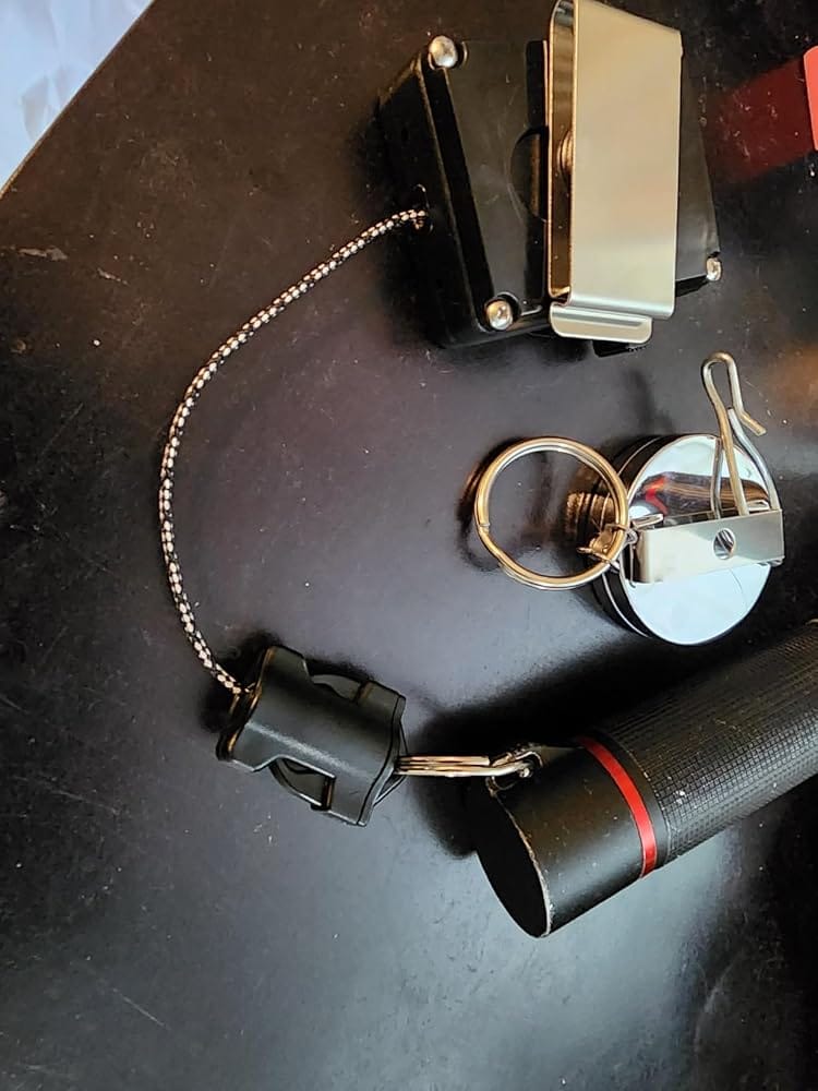 Customer photo review of Key Retractor, High Force 15-21 keys, Rotating Belt Clip