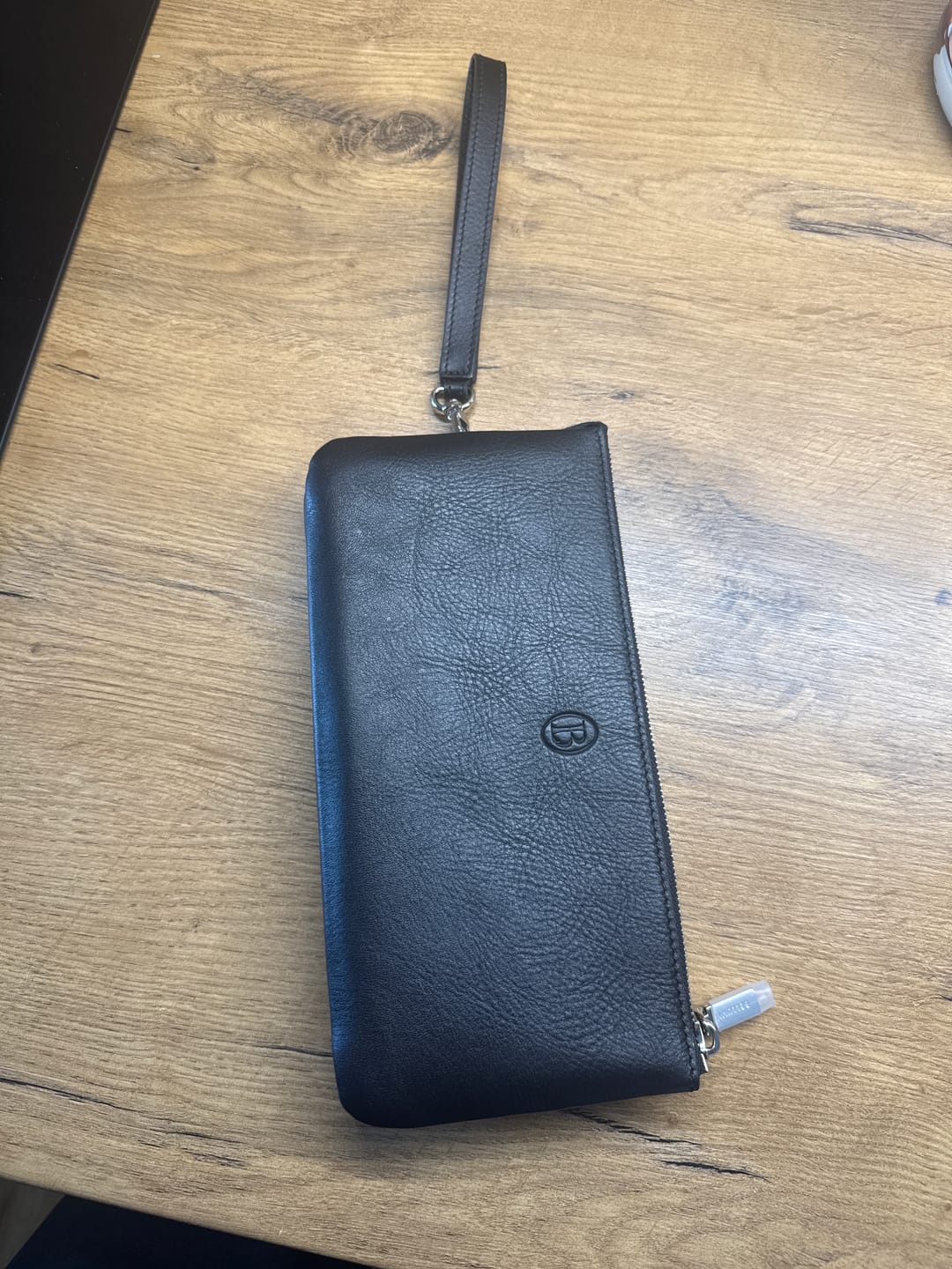 Customer photo review of Belluvi Duo Pouch