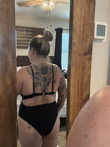 Customer photo review of Emoswim - Damen Badeanzug Cut-Out Bademode