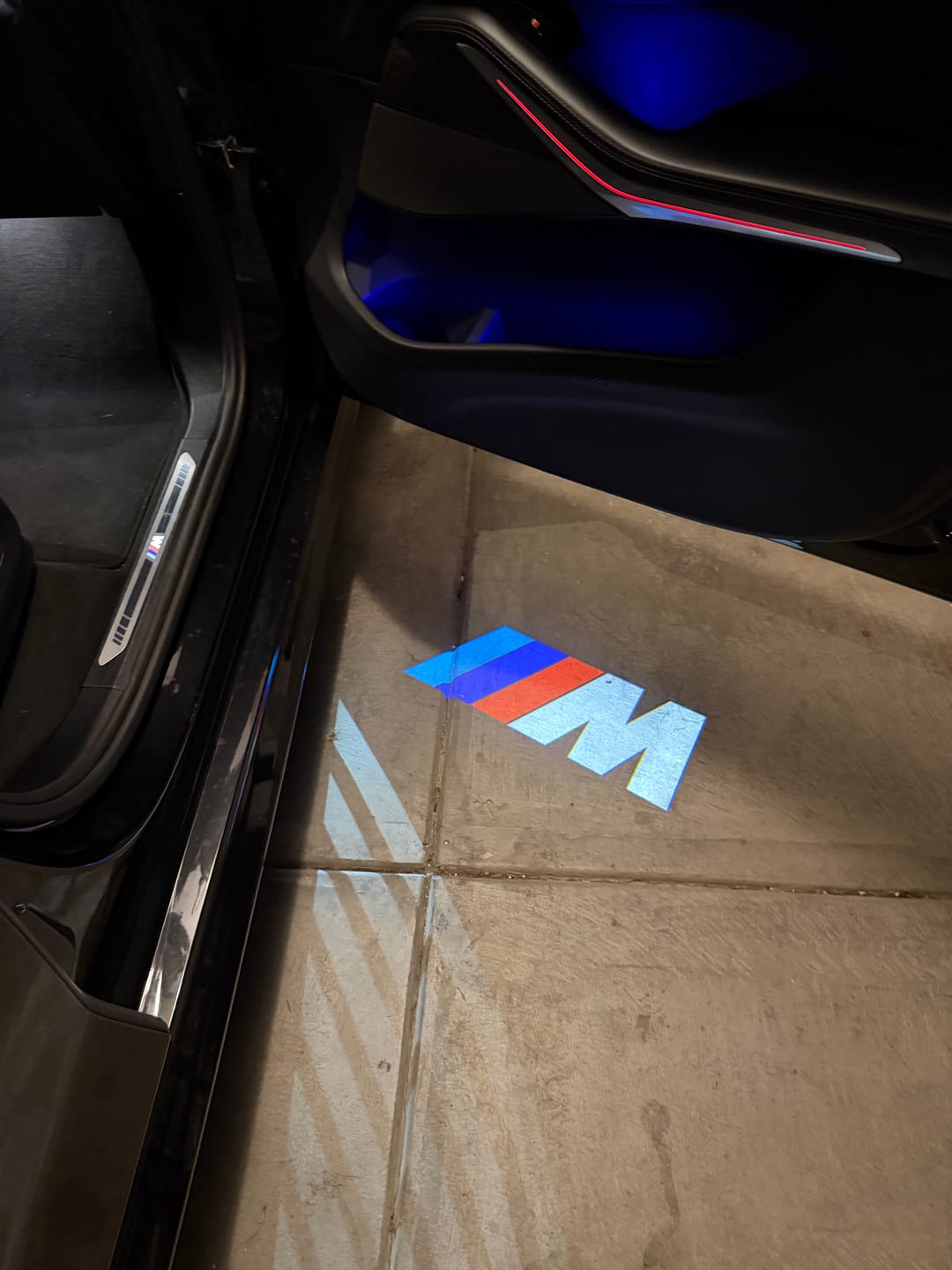 Customer photo review of BMW G SERIES DOOR LIGHTS