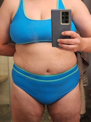 Customer photo review of Emoswim - Damen High Waist Bikini-Sets Sportliche Zweiteilige Badeanzüge Colorblock Cheeky High-Cut Bademode