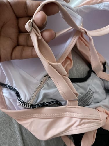 Customer photo review of Emoswim - Damen Badeanzüge Bauchweg Cut-Out High Waist Bademode Wickeloptik Rückenbindung