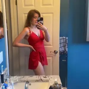 Customer photo review of Emoswim - Damen Badeanzug Bauchweg Bademode Bogenkante Bedeckendes Knoten-Badekleid