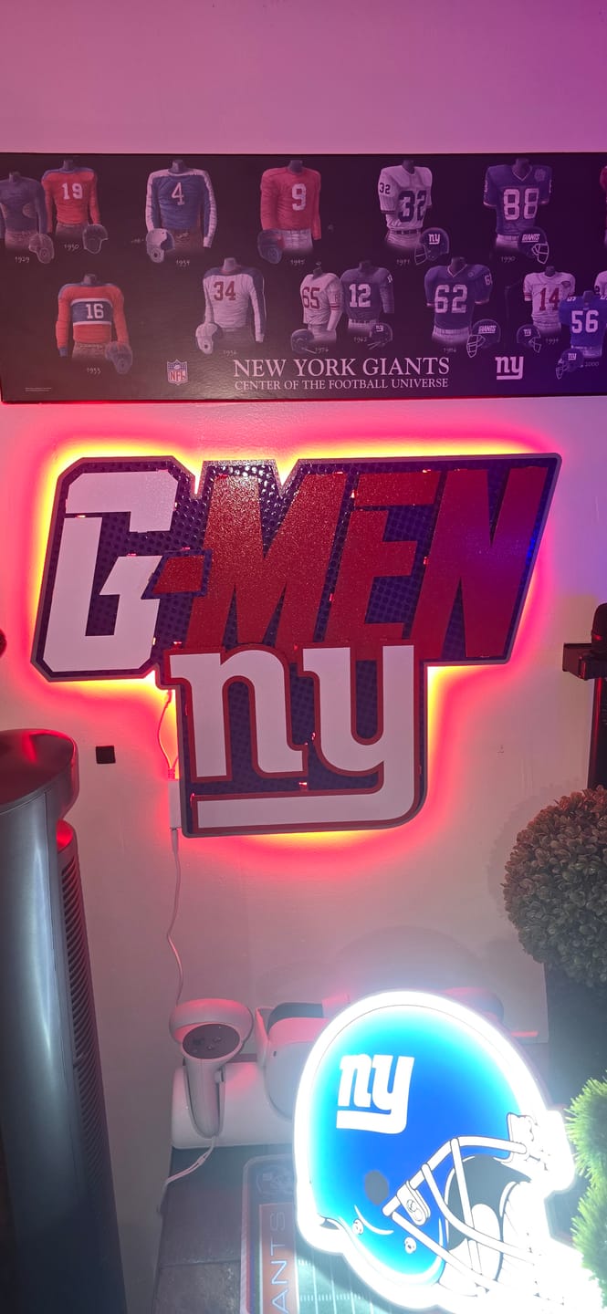 Customer photo review of New York Giants BLITZ Collection - 8 Layer Helmet 3D Vintage Metal Wall Art