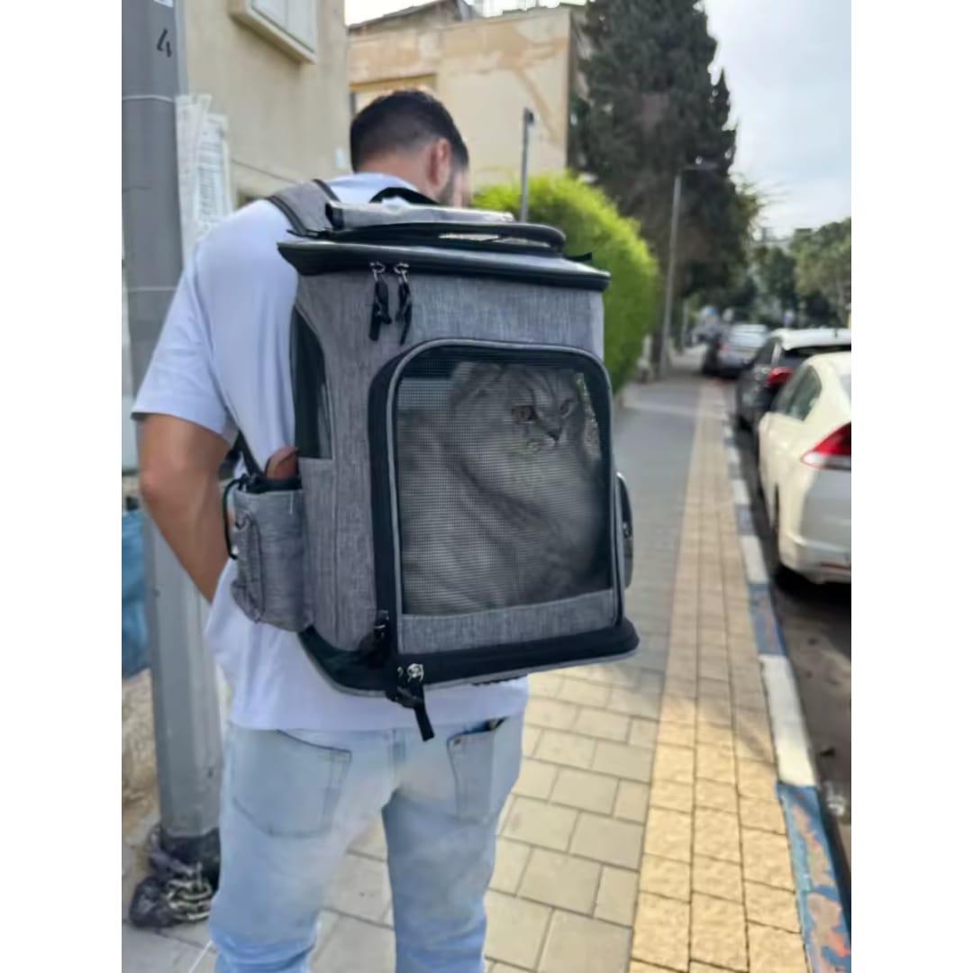 Customer photo review of MOCHILA EXPANDIBLE PARA GATOS