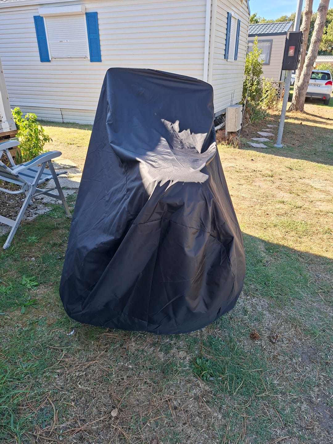 Customer photo review of Couverture d'extérieur imperméable pour scooter 2 et 3 roues